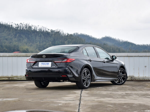 Toyota Camry - 图片 4