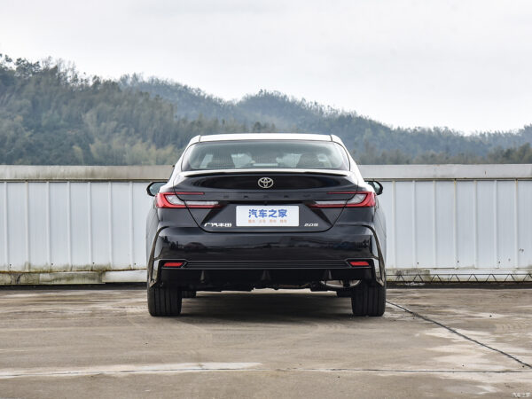 Toyota Camry - 图片 9