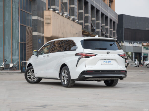 Toyota  Sienna Hybrid - 图片 8