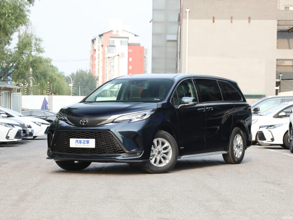 Toyota Granvia Hybrid
