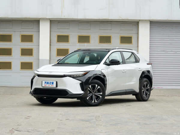 Toyota BZ4X Electric - 图片 2